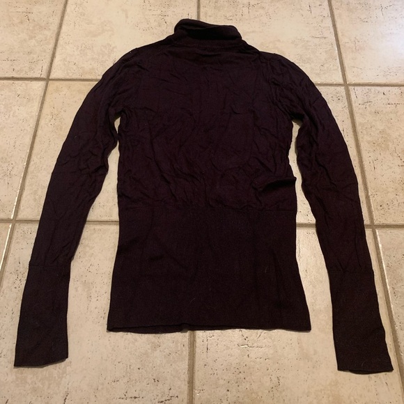 VINTAGE 90s Y2K Cassis Dark Plum Fitted Turtleneck Sweater Top M - Picture 3 of 5